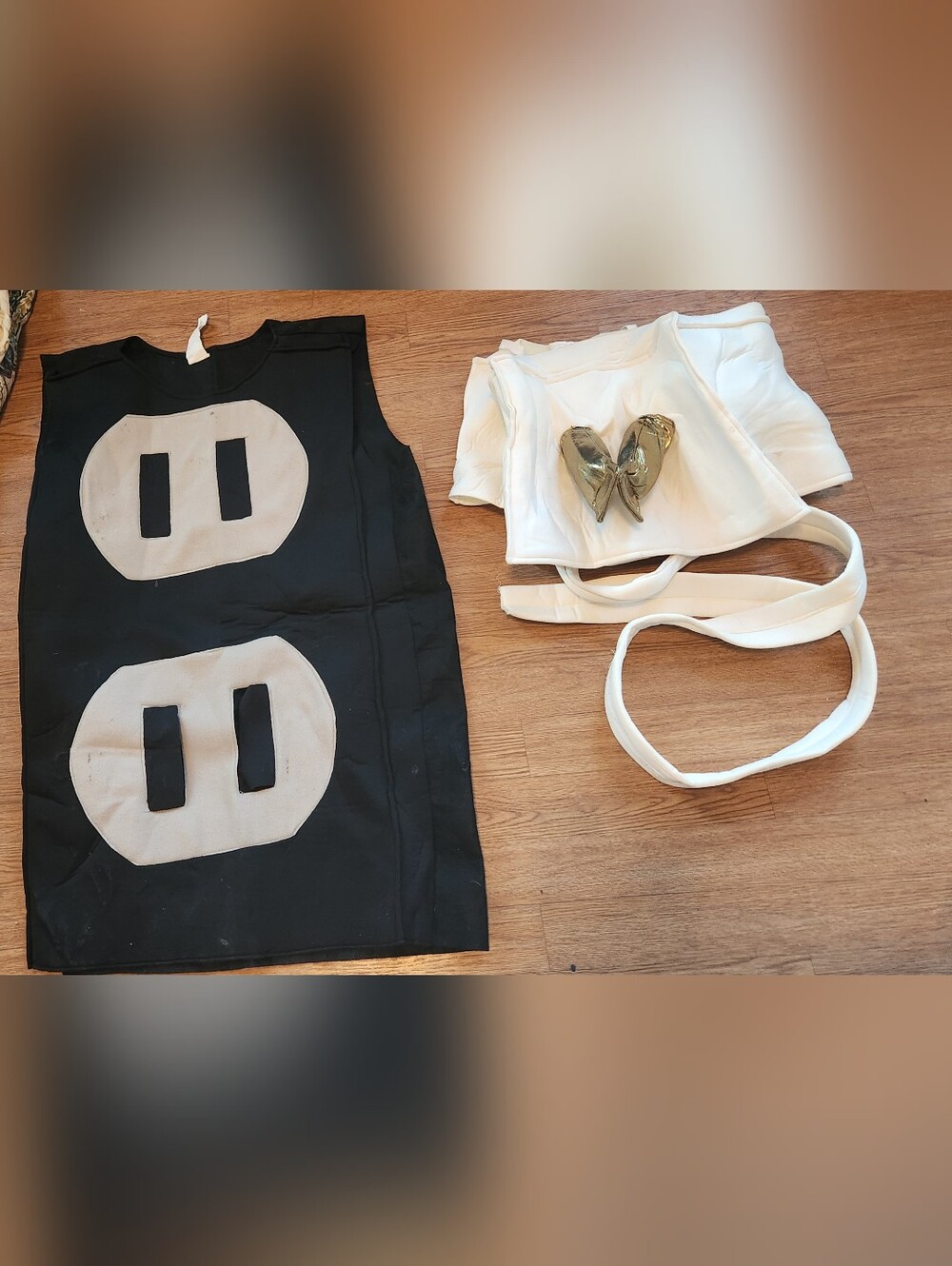 Halloween Plug In and Outlet Couples Costumes